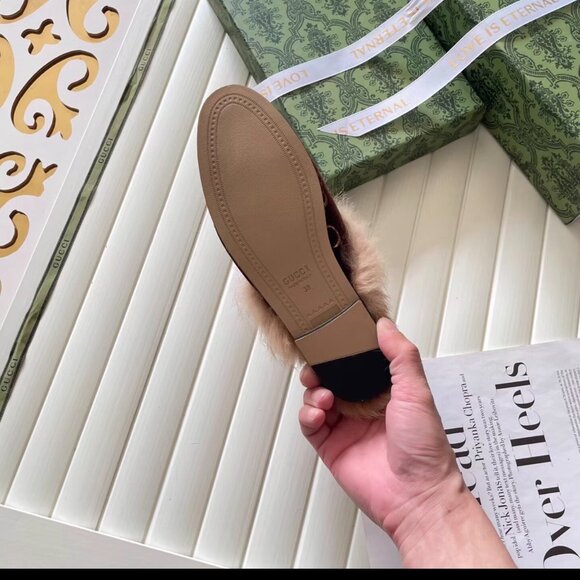 Gucci Velvet GG Mule Slippers with Fur Trim - Picture 5 of 6